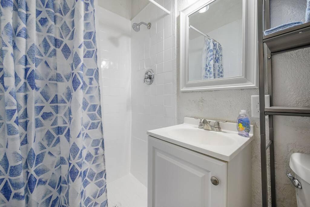 Santa Barbara On The Bay Waterfront Apartment Tampa Exterior foto